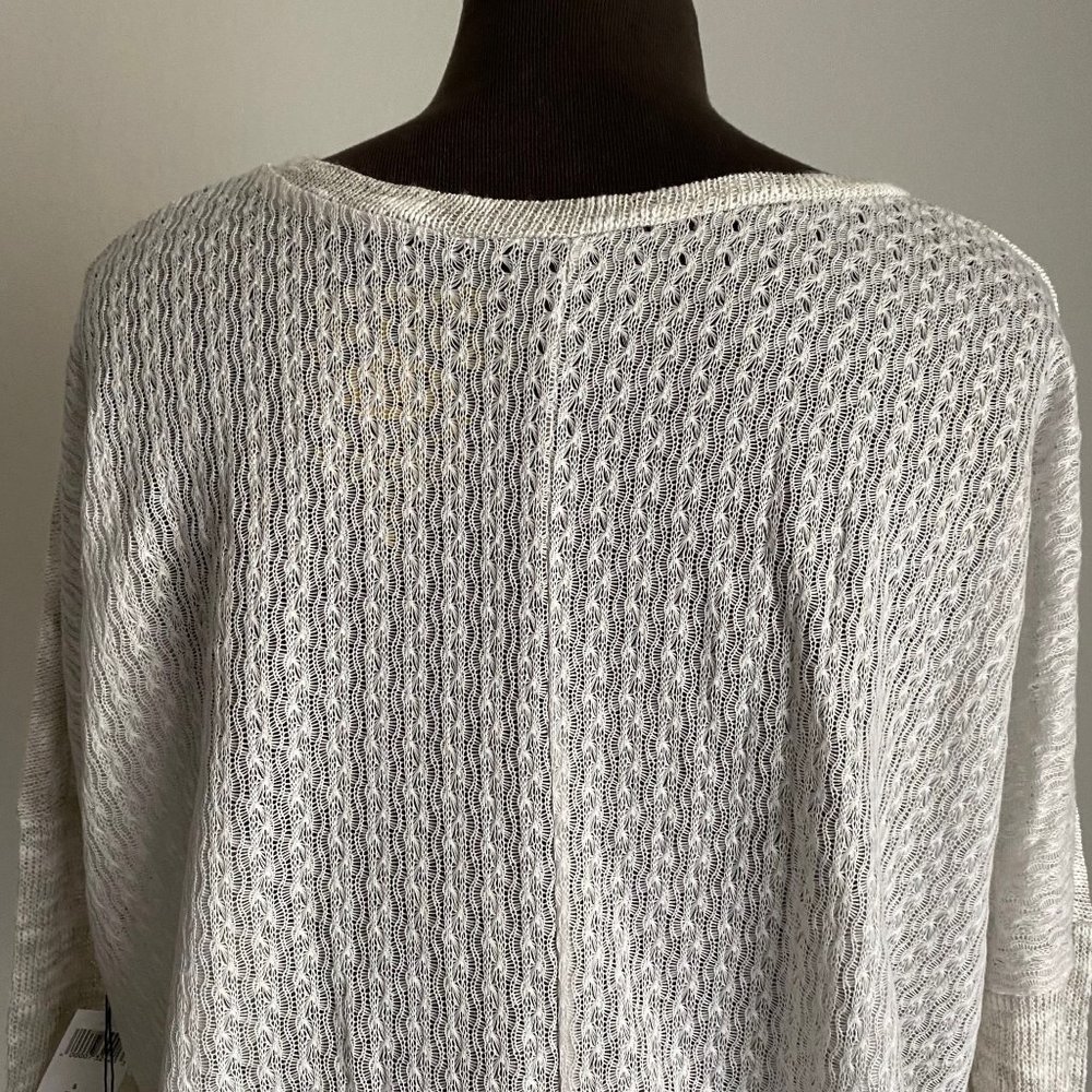 Disney Couture sz S Long sleeve snow white sheer cropped sweater - Picture 4 of 8